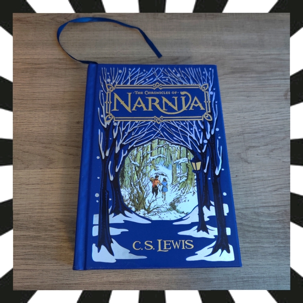 (NWOT) The Chronicles Of Narnia Barnes & Noble Exclusive Leather Hardcover